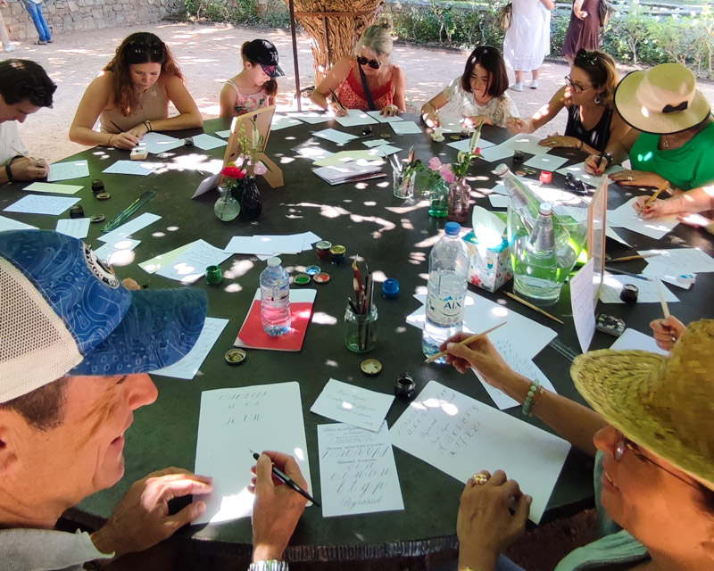 atelier calligraphie à la plume groupe